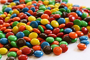 糖果屬于顆粒包裝機嗎？